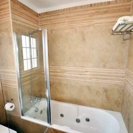 Townhouse On The 1st Line By Altamarhomes *