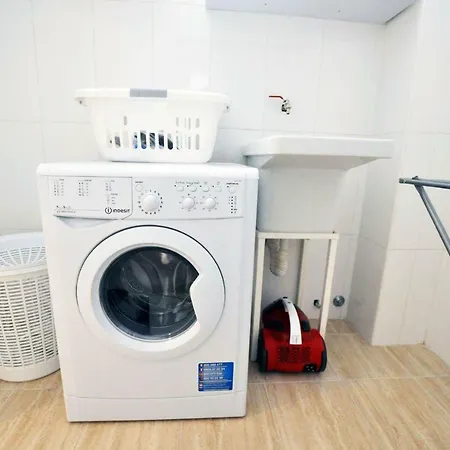 Townhouse On The 1st Line By Altamarhomes 公寓 *