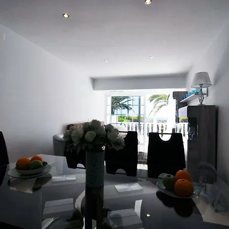 Townhouse On The 1st Line By Altamarhomes Costa Adeje (Tenerife)