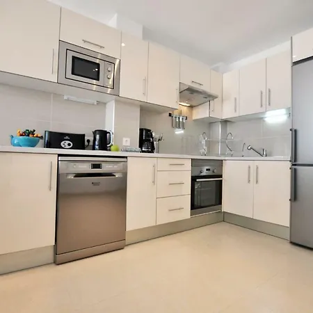 Townhouse On The 1st Line By Altamarhomes * アデヘ