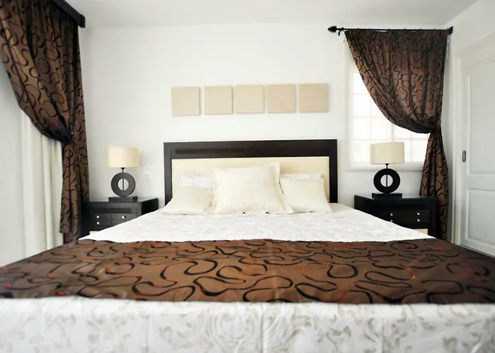 Apartament Townhouse On The 1st Line By Altamarhomes