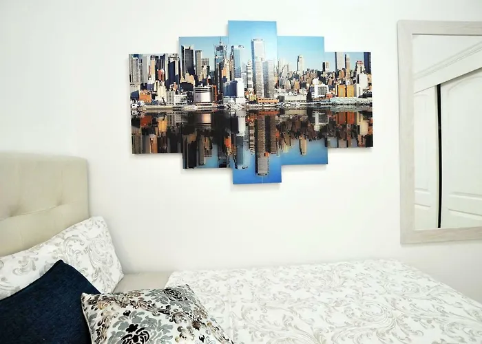 Townhouse On The 1st Line By Altamarhomes 아파트