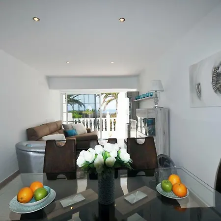 Townhouse On The 1st Line By Altamarhomes Costa Adeje (Tenerife)